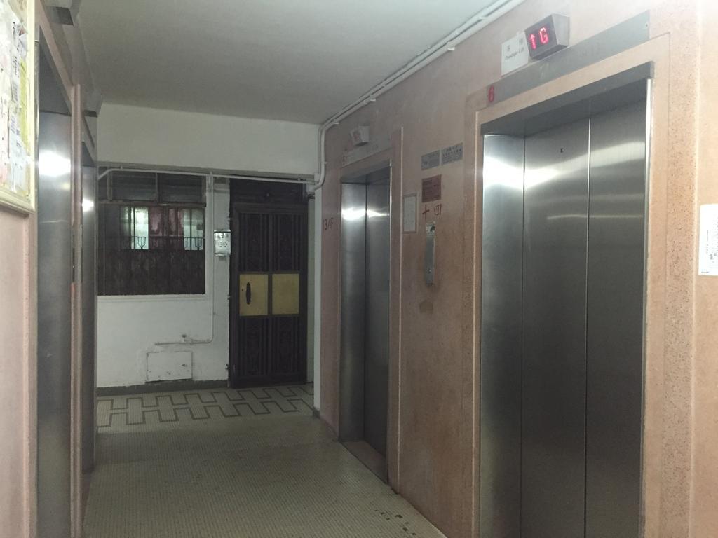 Usa Hostel Гонконг Экстерьер фото